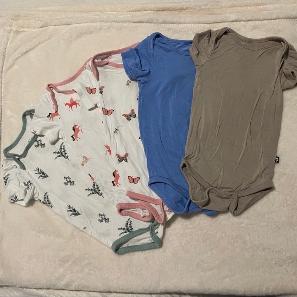 Kyte Baby 6-12 mo onesie bundle EUC